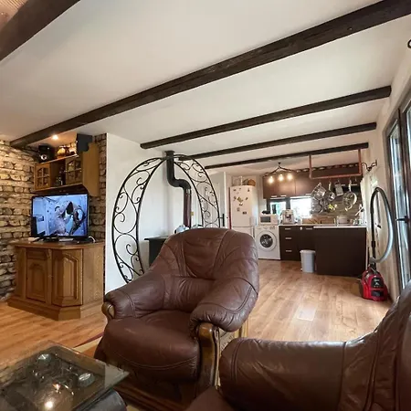 рай 10човека Guest house *