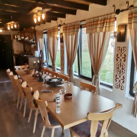 рай 10човека