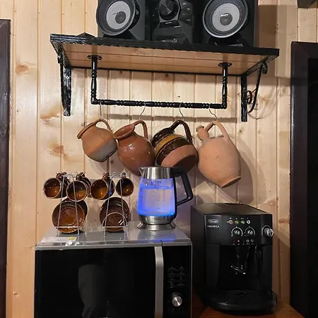 рай 10човека Pensiune *